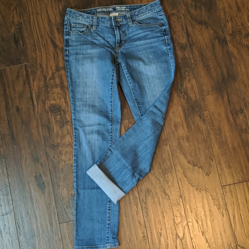 Merona Modern Straight Jeans size 6
